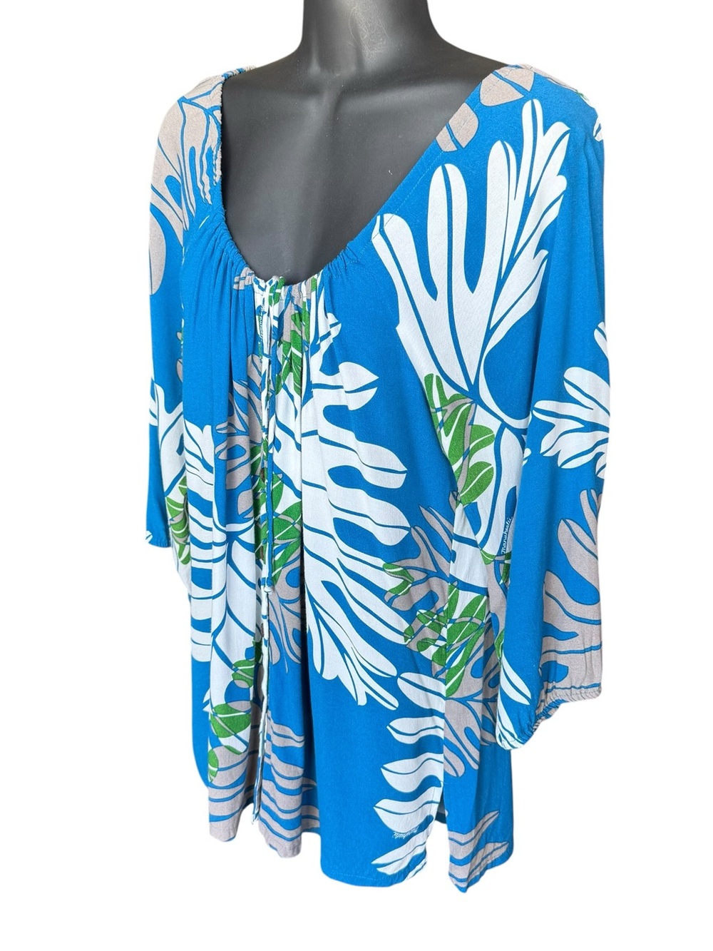 Manuhealii women’s blouse top button front 3/4 sleeve fits medium - Picture 4 of 8